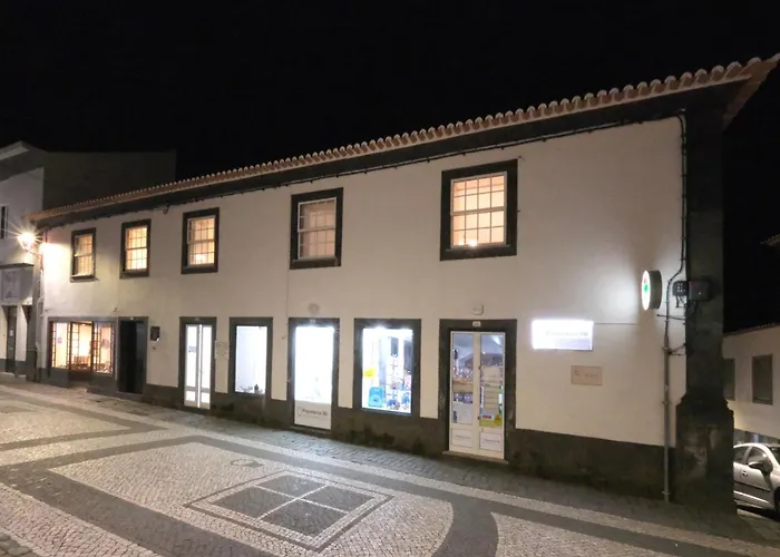 Apartamentos Azera - Antonio Azera